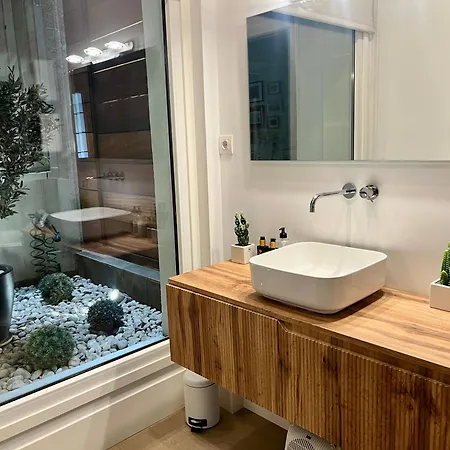 Apartmán Luxury In The Heart Of